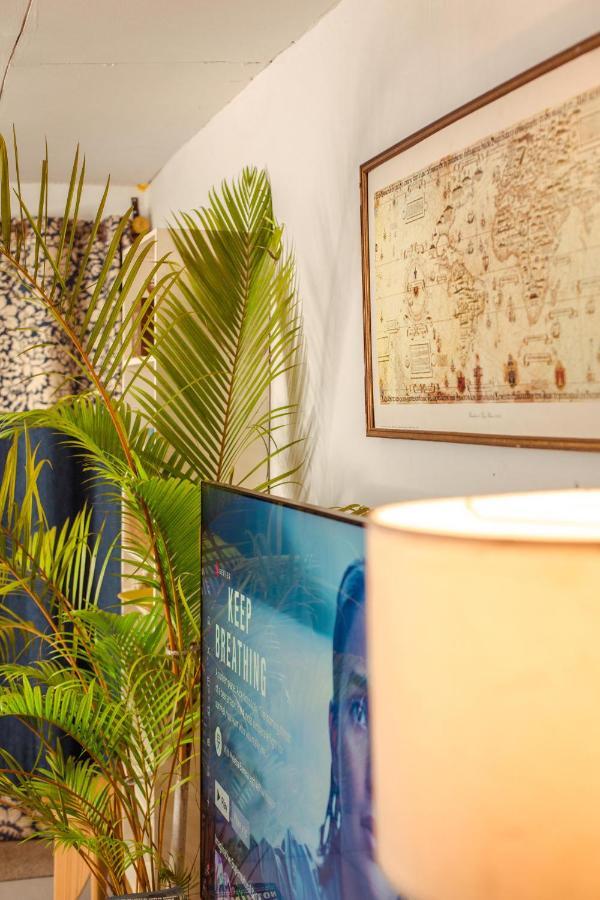Palm Springs Bed & Breakfast Bed & Breakfast Limbe Dış mekan fotoğraf